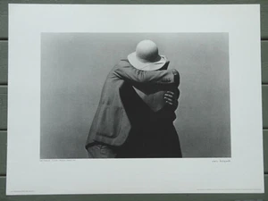 Le Baiser•The Kiss•Montargis Sept 1978•Photograph Kuligowski Offset Litho 24x31 - Picture 1 of 2