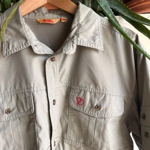 FJALLRAVEN ~ Men's Sz L Regular Fit ~ Keb Shirt ~ G-1000 ~ Trekking Hiking ~ EUC - Picture 1 of 23