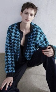 Zara Jacquard Cardigan Womens Small Houndstooth Jacket Jumper Sweater Oversized - Picture 1 of 9