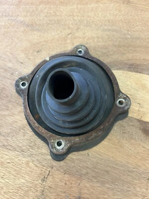 89-94 Nissan 240SX S13 5 velocidades bota antipolvo de goma con anillo de retención bota de cambio Foto 1 de 3