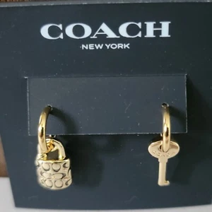COACH Signature PADLOCK & KEY Gold Tone Brass Enamel Mismatched Dangle Earrings - Picture 1 of 7