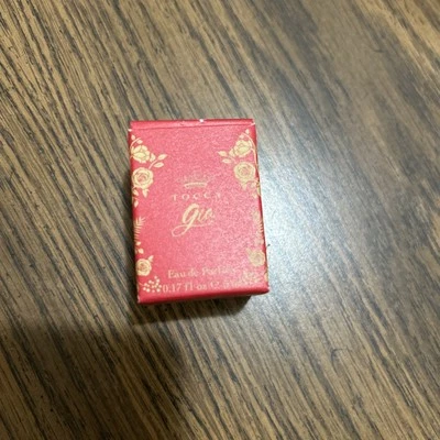 TOCCA Eau De Parfum 0.17 OZ Mini Splash ELIGE AROMA: Belle, Gia, Giulietta, Maya Foto 1 de 4