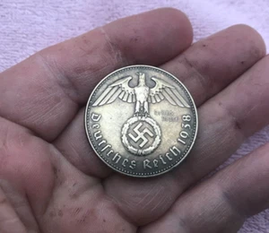 1938 GERMAN 1889 FUEHRER REICHSMARK WWII COMMEMORATIVE COIN - Picture 1 of 4