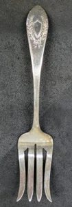 Franklin Silver Plate Co Meat Serving Fork Wreath Shield Skeleton Key Hallmark - Picture 1 of 4