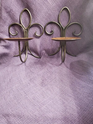 2 Wrought Iron Fleur de lis Sconces - Image 1 of 4
