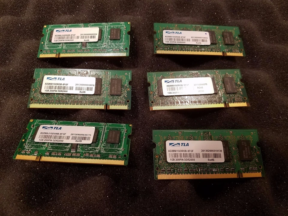6GB (6x1GB) Samsung 1GB PC2-6400 DDR2-800 800 MHz Memory RAM M470T2864FB3-CF7 - Image 1 of 3