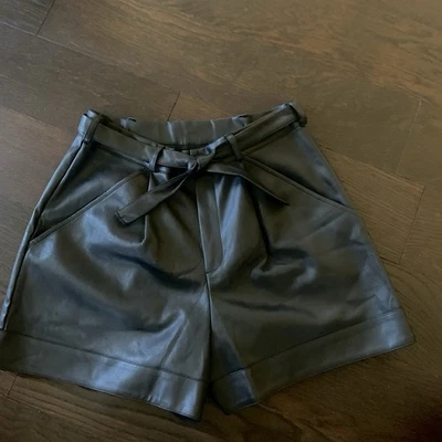 VICTORIA SECRET VS Black Faux High Rise Leather Shorts Sexy Holiday Medium M NEW - Image 1 of 4