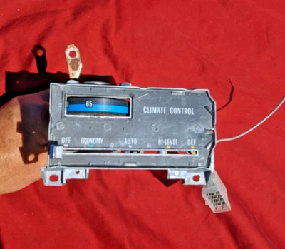 Cadillac Deville Fleetwood Eldorado 1974-76 calefacción aire acondicionado ATC unidad de control de clima Foto 1 de 4