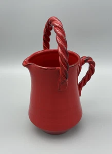 Hermosa jarra de cerámica Italica Ars Italia roja mango retorcido caño 10" - Imagen 1 de 16