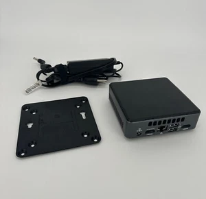 Intel NUC Intel Core i7-8650U 1.90GHz 16GB RAM,WIN 11Pro 500GB w/ A/C ADAPTER - Afbeelding 1 van 7
