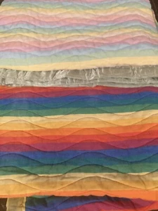 LOTE DE DOS colchas arco iris brillantes rayas pastel vintage - Imagen 1 de 8