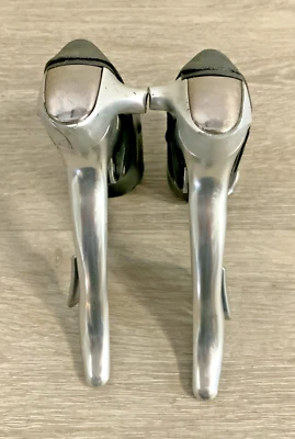 SHIMANO DURA ACE BRAKE / SHIFTER SET 2 X 9 SPEED MODEL ST 7700-C - Image 1 of 4