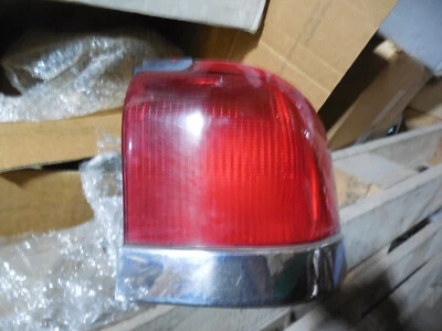 Cougar XR7 1996 1997 luz trasera derecha freno giro OEM usado Mercury 1995 1994 Foto 1 de 4