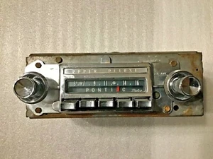 1964 Pontiac Super Deluxe Delco AM Push Button Radio used original Grand Prix - Picture 1 of 8