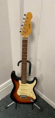 Encore Electric 6 String Electric Guitar and Soft-Shell Carry Case Foto 1 de 4