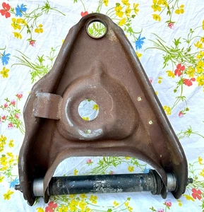 77-95 Chevy GMC G20 Van Lower Right Pass Side Control Arm with NEW BUSHINGS - Picture 1 of 9