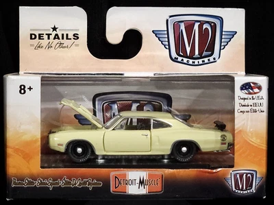 M2 Machines 70 1970 Dodge Super Bee HEMI Detroit-Muscle Mopar Car R44 18-24 - Image 1 of 2