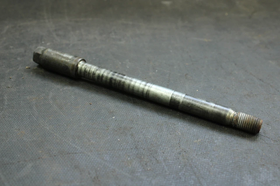 Suzuki Dr250 1990 eje delantero OEM B4429 Foto 1 de 4