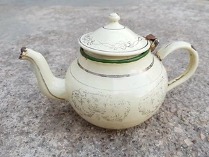 Vintage Scarce Cream Green Flowers Design Porcelain Enamel Painted Kettle IE32 - Picture 1 of 7