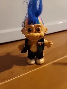 Muñeca Russ Troll De Colección 5" Punk Rock Rockstar Azul Arco Iris Pelo Mohawk - Imagen 1 de 2