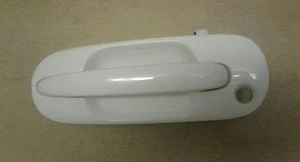 MGZS ROVER 45 (New ) FRONT DRIVER DOOR HANDLE Left Hand Drive DOVER WHITE - Picture 1 of 3
