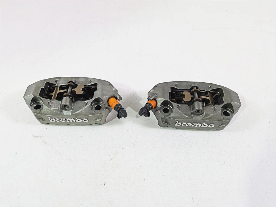 Juego de pinzas de freno delanteras Brembo Ducati Hypermotard 821 SP 2013 100 mm 61041292C Foto 1 de 4