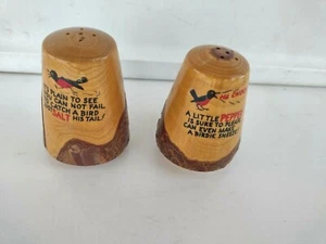 Shaker sale e pepe intagliato in legno Yellowstone Park 3" da collezione - Foto 1 di 7