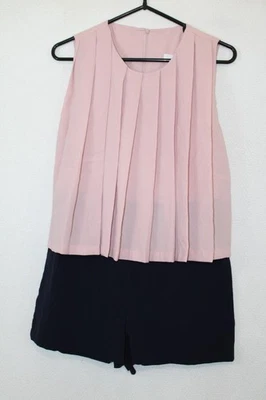 Nuevo con etiquetas Mameluco Joli Coreano Rosa Negro Tejido Corto Una Pieza Sin Mangas Plisado Cinturón Foto 1 de 4