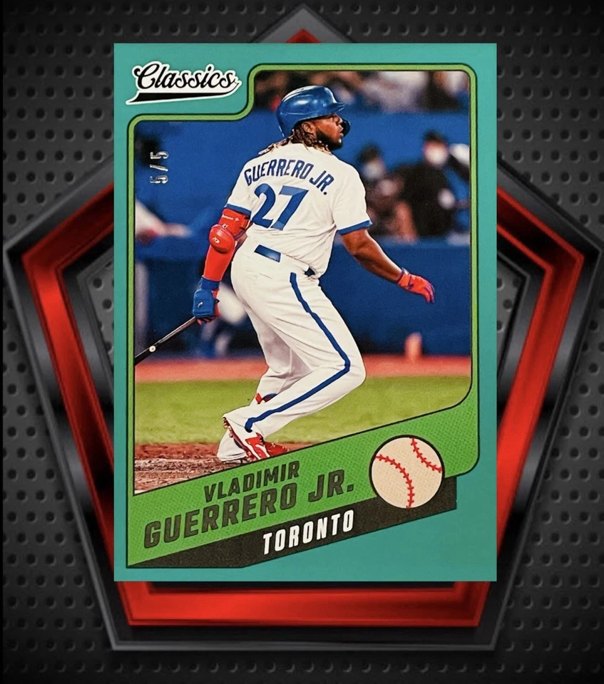 Vladimir Guerrero Jr. *5/5* 2022 Panini Chronicles Green #19 Blue Jays MLB - Image 1 of 3