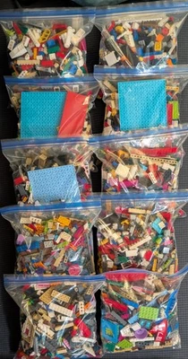 LEGO Mixed Lot of Genuine 2+ Lbs Bricks Plates Plants Parts and Pieces - Image 1 of 4