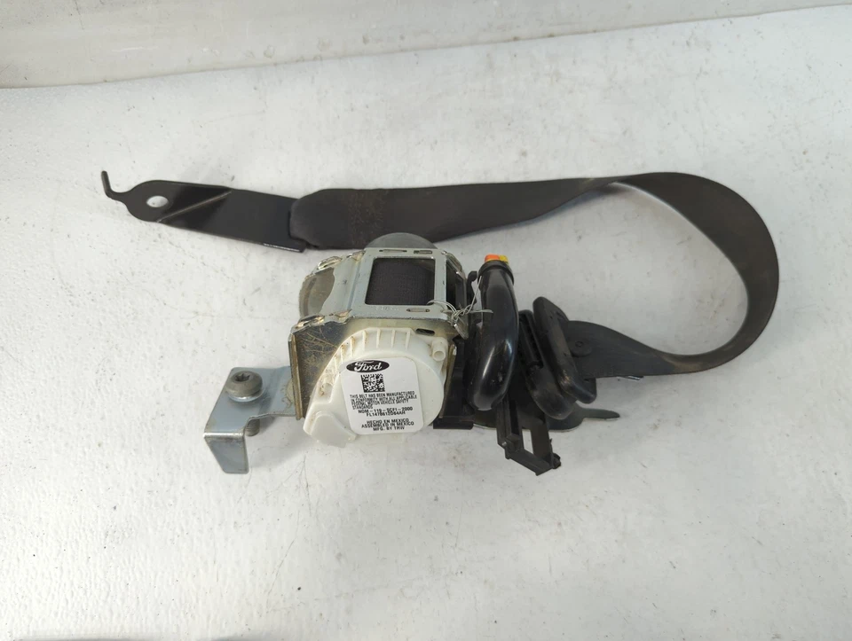 Ford Expedition 2016 pasajero cinturón de seguridad delantero hebilla K2GKX Foto 1 de 4