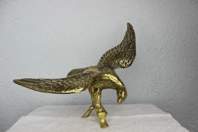 Escultura de águila de latón, adorno vintage, estatua de águila dorada, decoración de oficina Foto 1 de 4