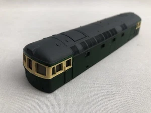 Lima HO Gauge BR Class 33 Diesel Locomotive Body Shell Green Repaint - Picture 1 of 13