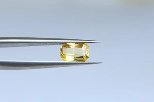Natural Unheated 1.15 cts Radiant  Cut Ceylon Yellow Sapphires Loose Gemstones - Picture 1 of 9