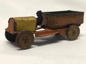 Antique Tin truck - Picture 1 of 9