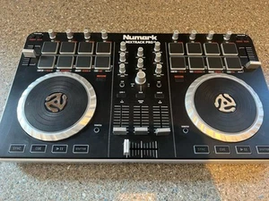 Numark Mixtrack Pro - 2 Channel - DJ Controller Deck - - Fab Condition - Picture 1 of 7