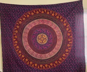 Urban Outfitters Maina Medallion Tapestry Cotton Purple 84"x100" - Picture 1 of 3