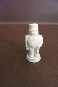 Red Rose Tea Small Gray Man Figurine By Wade  - Picture 1 of 5
