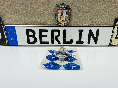 Sistema de filtro de aire de válvula Mercedes Benz W126 M110 A0000941765 original NOS Foto 1 de 4