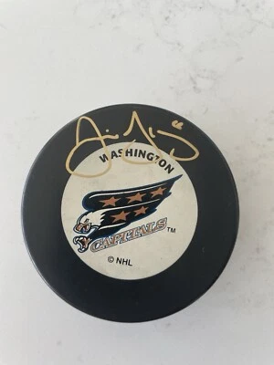 JAROMIR JAGR AUTOGRAPHED WASHINGTON CAPITALS OFFICIAL NHL PUCK - Image 1 of 2