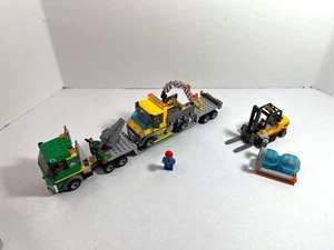 LEGO Town: City: Transport 4203 + Service Truck 60073 + forklift 60198 - Picture 1 of 10