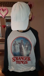 Stranger Things Netflix 3/4 Sleeve Graphic T-Shirt Size Large - Picture 1 of 6