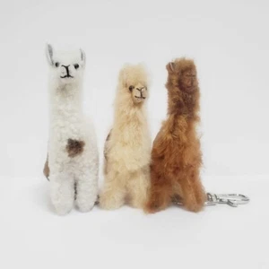 Natural Alpaca Fiber Accoyo Mini Bag Charm - Picture 1 of 13