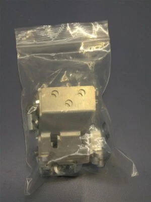 Zamp Solar US Panel AirStream Mounting Feet ZS-MF-US-60/160 - Image 1 of 2