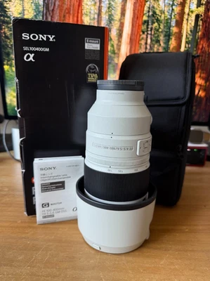Sony FE 100–400mm f/4.5–5.6 GM OSS G Master Telephoto Zoom Lens SEL100400GM - Image 1 of 4