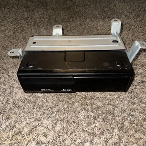 2010 Jeep Gr. Cherokee - 10-CD Changer w/CARTRIDGE P56042129AG OEM - Bild 1 von 4