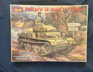 new,sealed ICM 1/35 German WWII light scout tank PzKpfw II "Luchs" - Picture 1 of 1