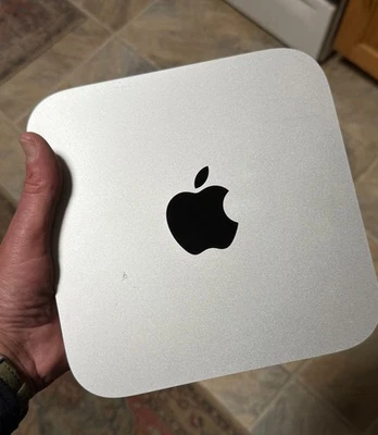 Apple Mac Mini 2014 (500GB HDD, Intel Core i5, ) 1.4 GHz, 4GB RAM) Silver - Image 1 of 4