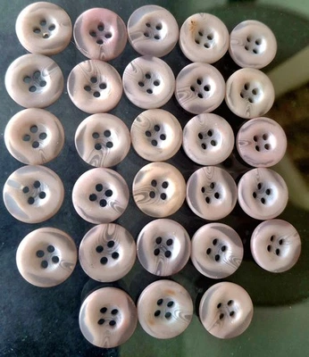 28 BUTTON LOT~VERIGATED GRAY~2-HOLE~5/8"~SEWING~BUTTON ART~CRAFTS-EMBELLISHMENTS - Image 1 of 4