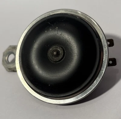 2004 - 2005 Suzuki GSXR 600 750 Horn Beep Dot Approved 000114 TESTED OEM WORKING - Image 1 of 4